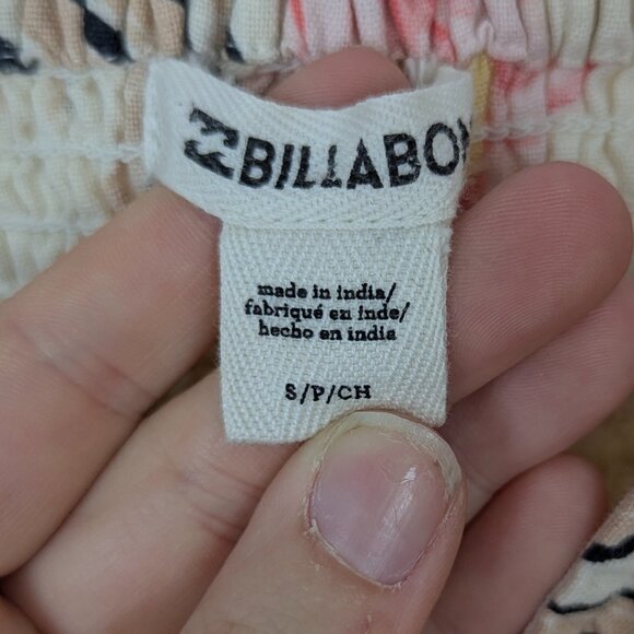 Billabong | Cream Tropical Floral Wrap Dress Size Small - Picture 6 of 9